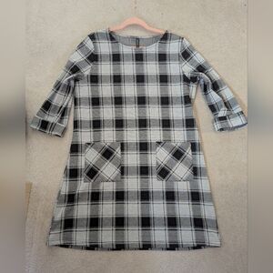 Stylish Plaid Dress in Black and Gray